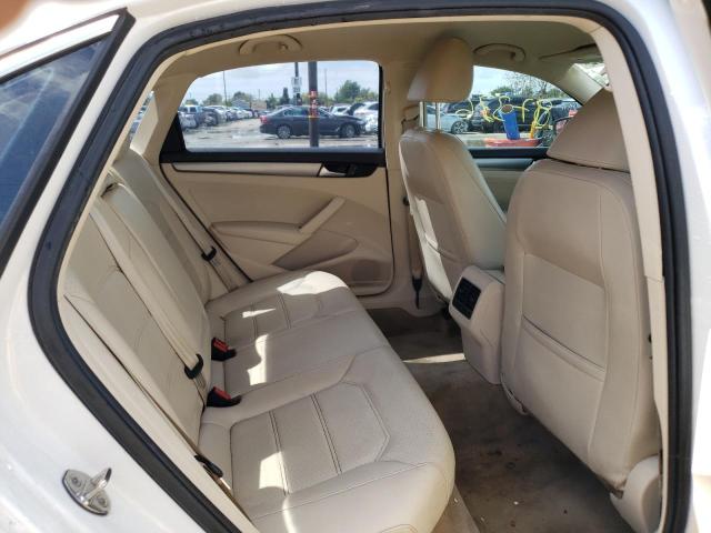 Photo 6 from auction – 2015 VOLKSWAGEN PASSAT SE with VIN 1VWBT7A30FC064707