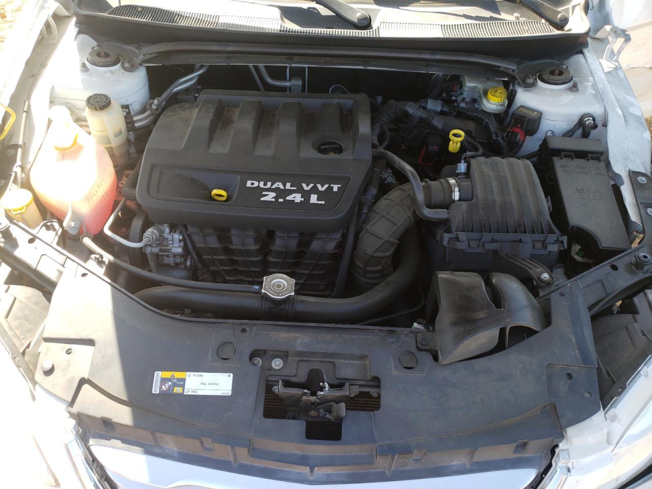 Photo 7 from auction – 2014 CHRYSLER 200 TOURIN with VIN 1C3CCBBB5EN237421