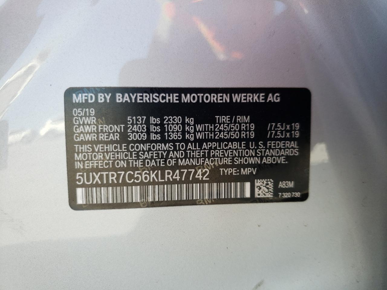 Photo 10 from auction – 2019 BMW X3 SDRIVE3 with VIN 5UXTR7C56KLR47742