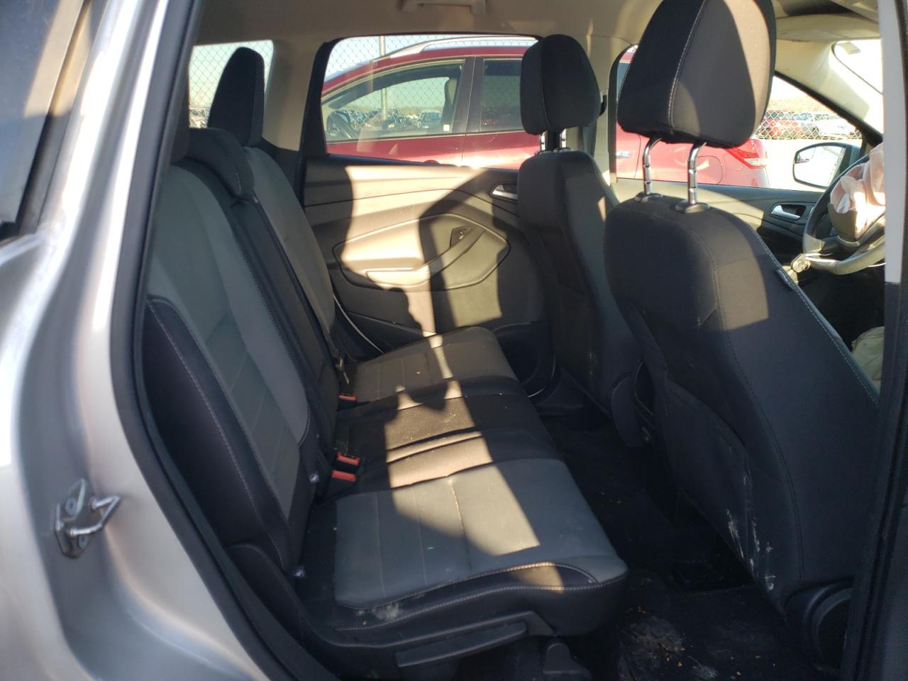 Photo 6 from auction – 2016 FORD ESCAPE SE with VIN 1FMCU0G77GUA43625
