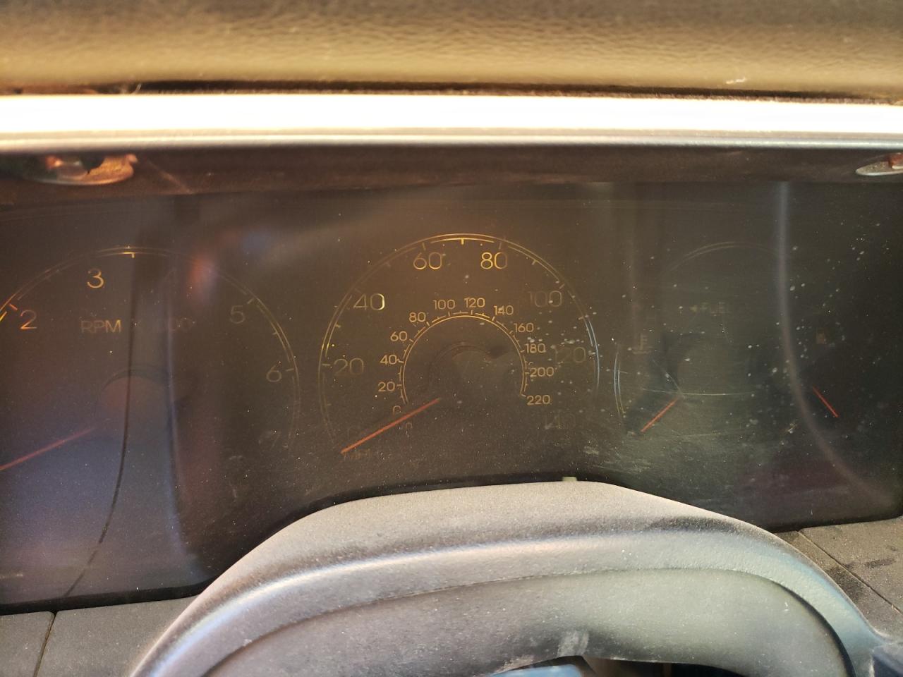 Photo 8 from auction – 2005 LINCOLN NAVIGATOR with VIN 5LMFU275X5LJ20205