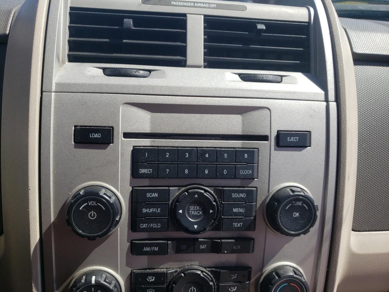 Photo 9 from auction – 2008 FORD ESCAPE XLT with VIN 1FMCU03198KB13513