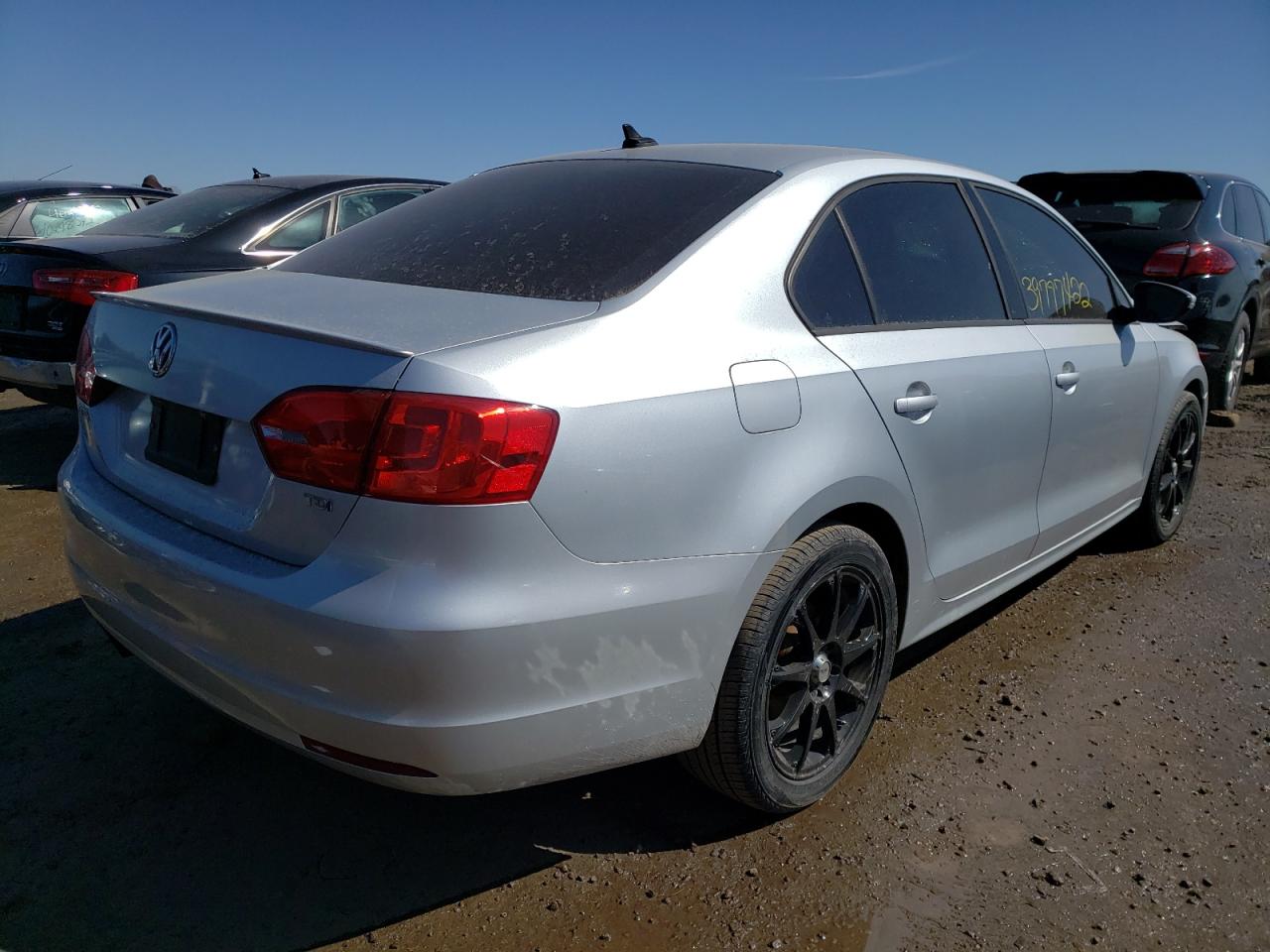 Photo 4 from auction – 2011 VOLKSWAGEN JETTA TDI with VIN 3VWLL7AJ6BM071432