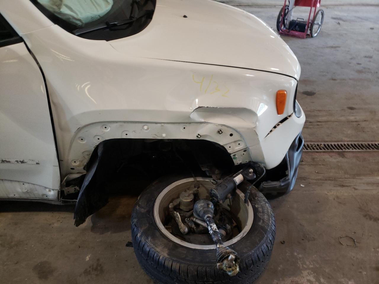 Photo 9 from auction – 2017 JEEP RENEGADE L with VIN ZACCJABB8HPG52028