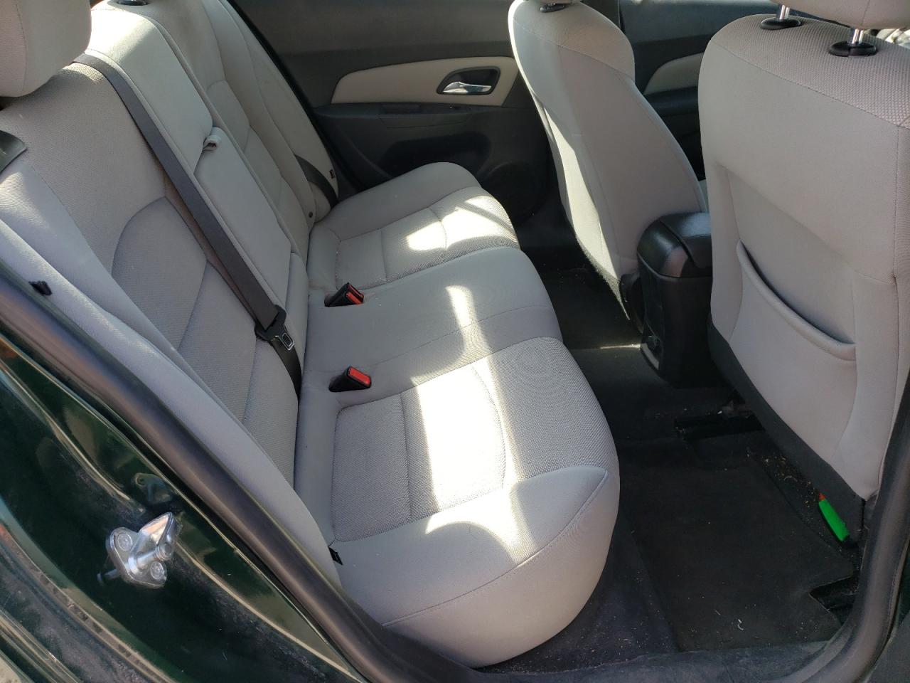 Photo 6 from auction – 2015 CHEVROLET CRUZE LT with VIN 1G1PC5SB3F7205600