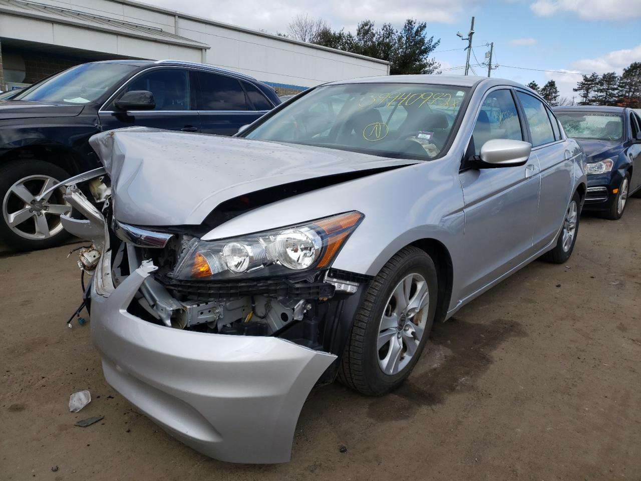 Photo 2 from auction – 2011 HONDA ACCORD SE with VIN 1HGCP2F6XBA015409