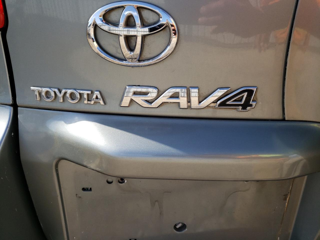 Photo 9 from auction – 2007 TOYOTA RAV4 with VIN JTMZD33V675034042