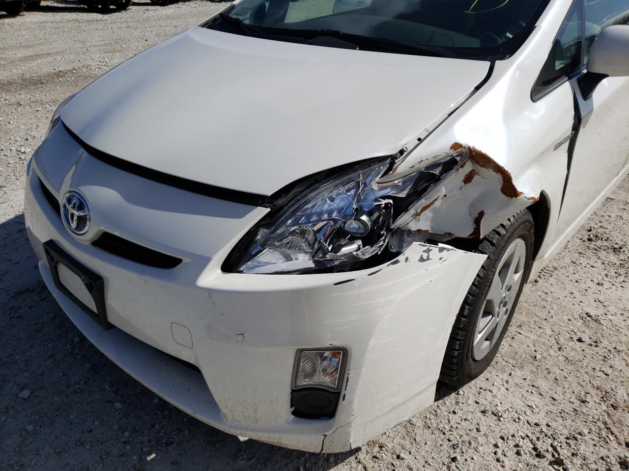 Photo 9 from auction – 2011 TOYOTA PRIUS with VIN JTDKN3DU2B0327575