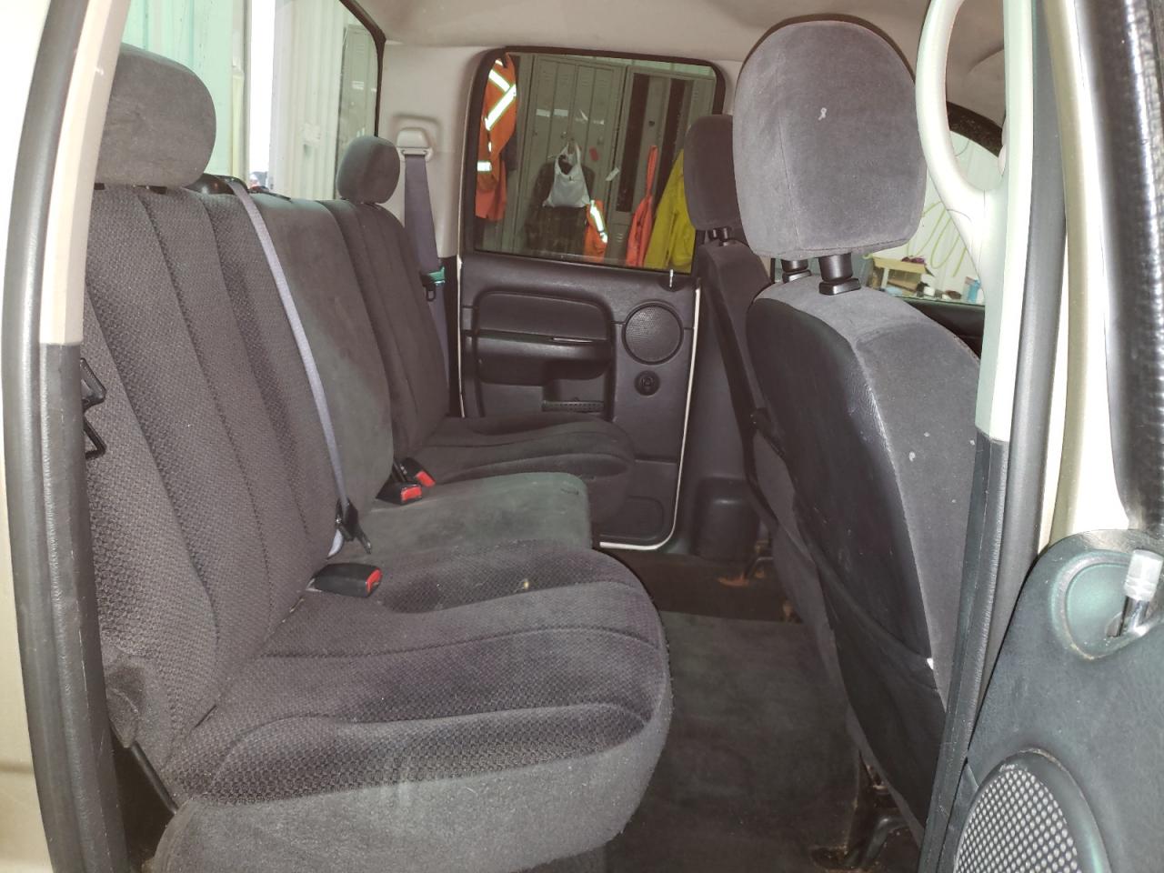 Photo 6 from auction – 2004 DODGE RAM 1500 S with VIN 1D7HA18N84J253000