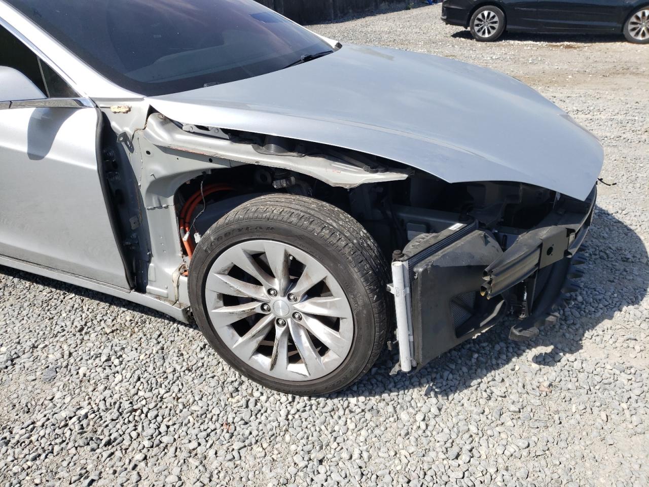 Photo 9 from auction – 2017 TESLA MODEL S with VIN 5YJSA1E27HF187885