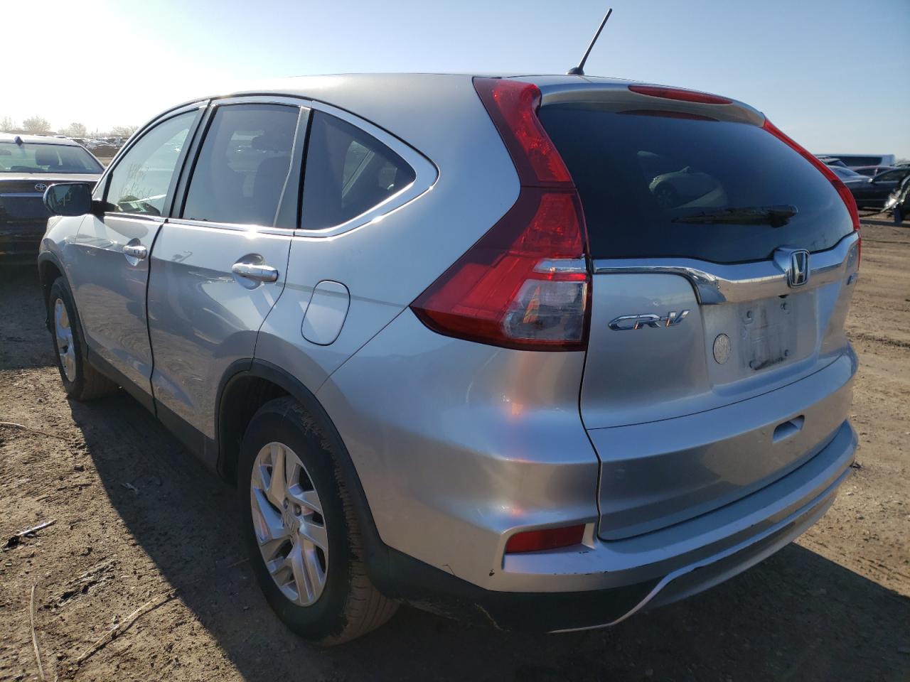 Photo 3 from auction – 2015 HONDA CR-V EX with VIN 5J6RM4H5XFL077818
