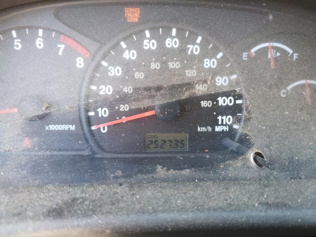 Photo 8 from auction – 2003 CHEVROLET TRACKER LT with VIN 2CNBE634X36923248