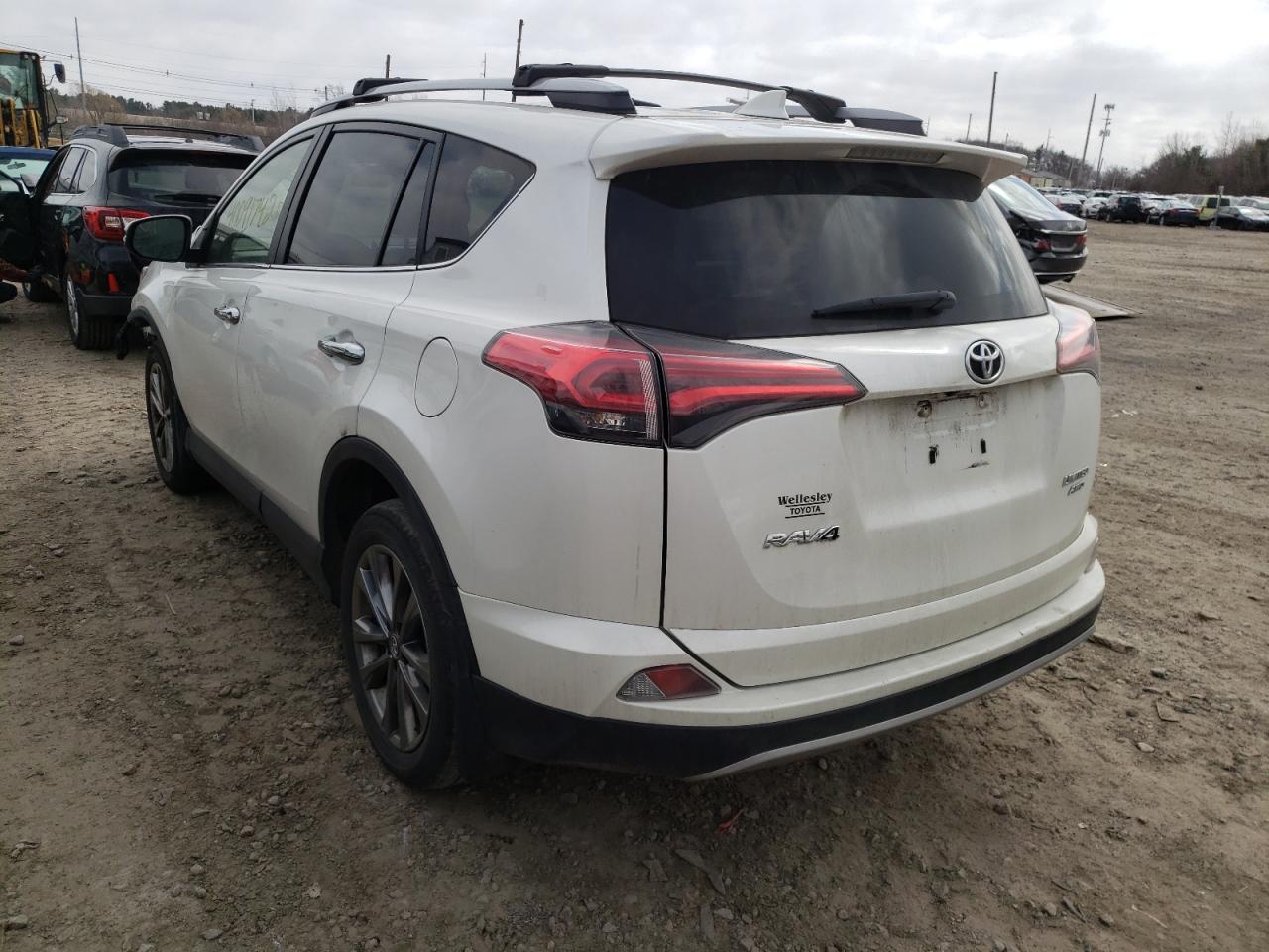 Photo 3 from auction – 2018 TOYOTA RAV4 LIMIT with VIN JTMDFREV6JJ225043