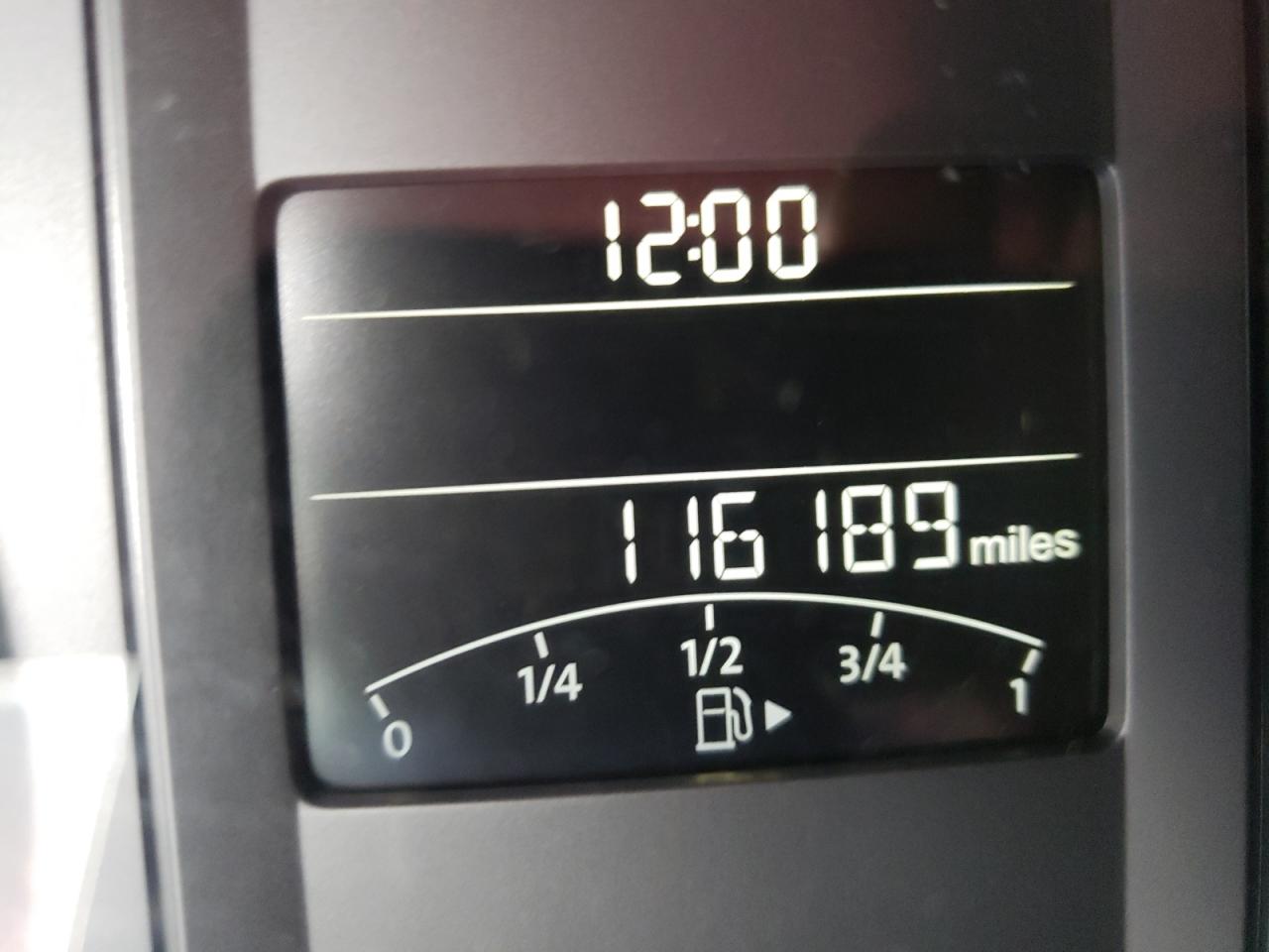 Photo 8 from auction – 2014 VOLKSWAGEN JETTA BASE with VIN 3VW2K7AJXEM318017