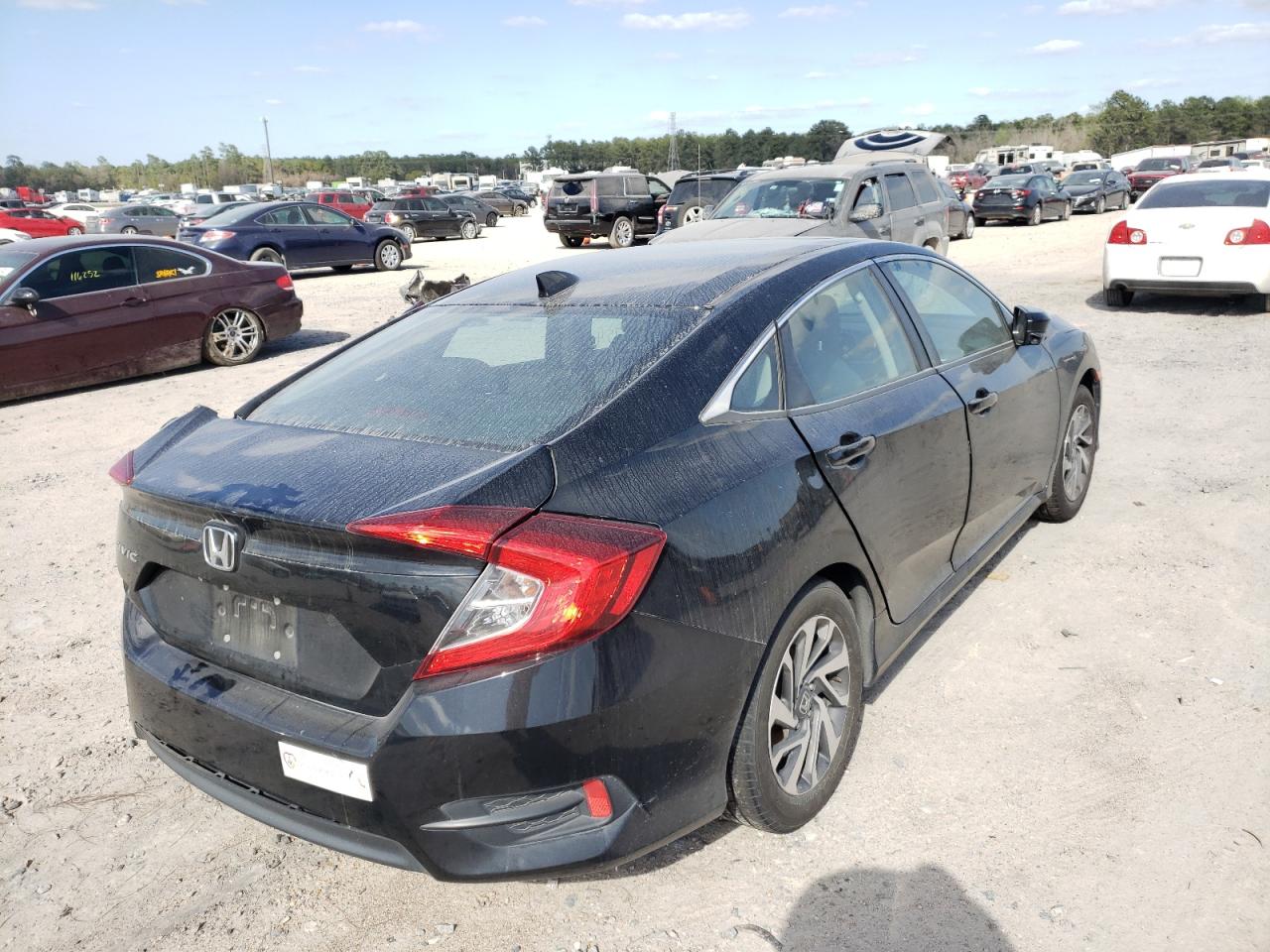 Photo 14 from auction – 2017 HONDA CIVIC EX with VIN 19XFC2F8XHE052863