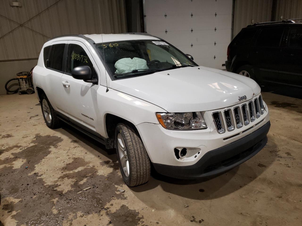 JEEP COMPASS SP 2011 with VIN 1J4NF1FB8BD282672 - Photo from auction