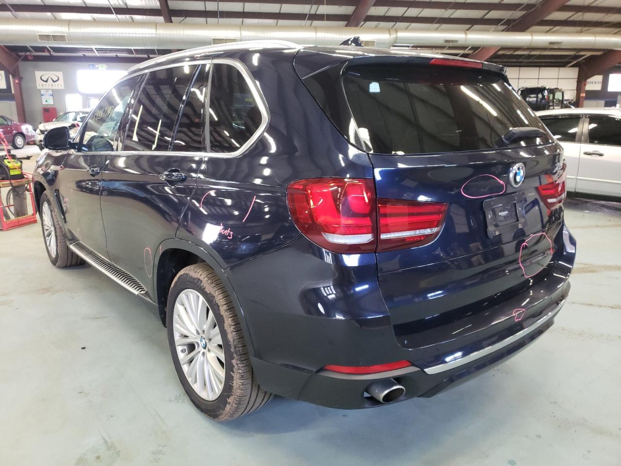Photo 3 from auction – 2016 BMW X5 XDRIVE3 with VIN 5UXKR0C50G0U08142