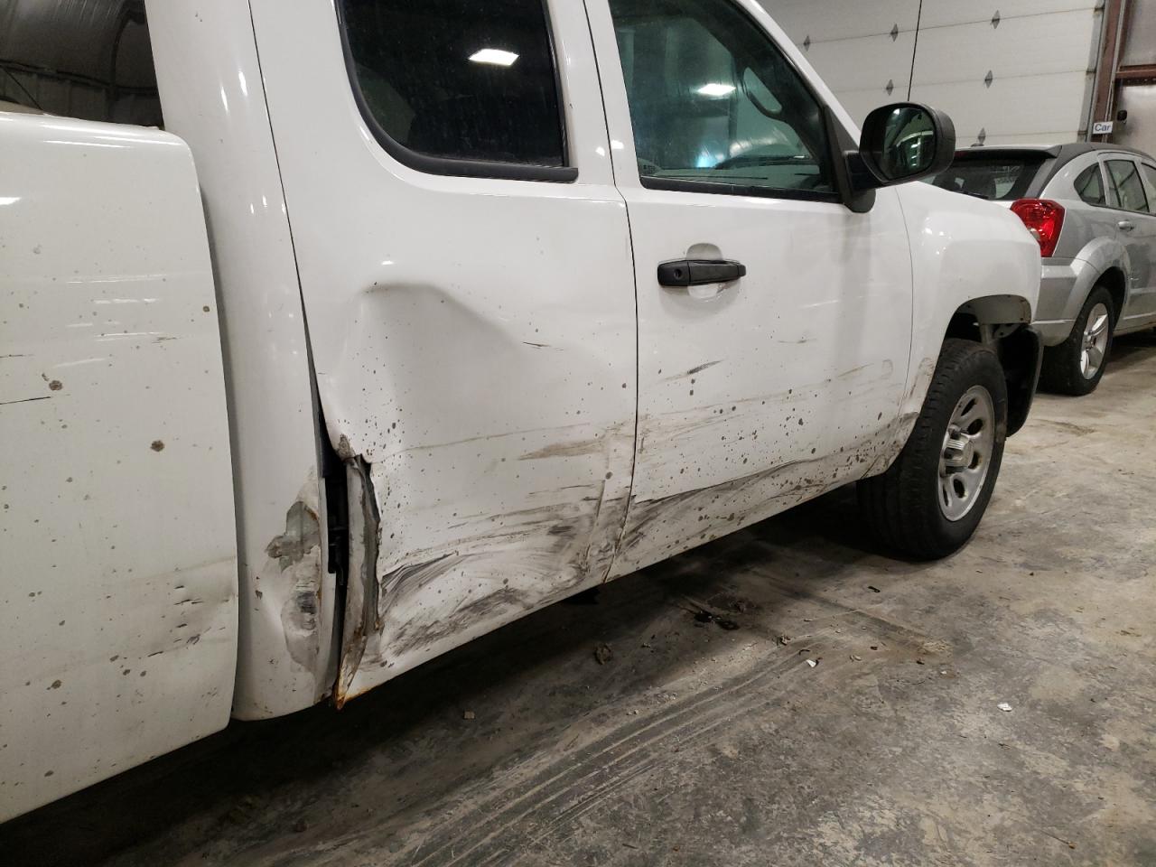 Photo 9 from auction – 2010 CHEVROLET SILVERADO with VIN 1GCSCPEA3AZ288779