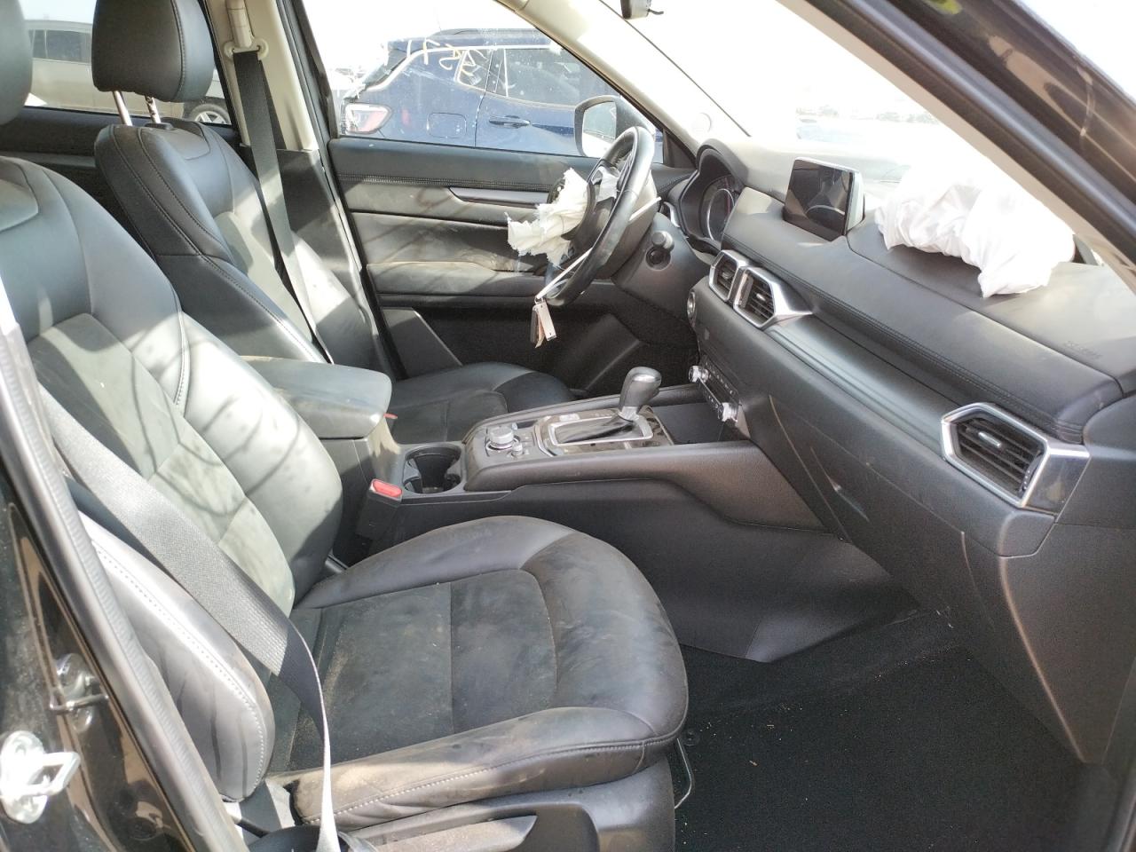 Photo 5 from auction – 2019 MAZDA CX-5 TOURI with VIN JM3KFBCM2K1538799