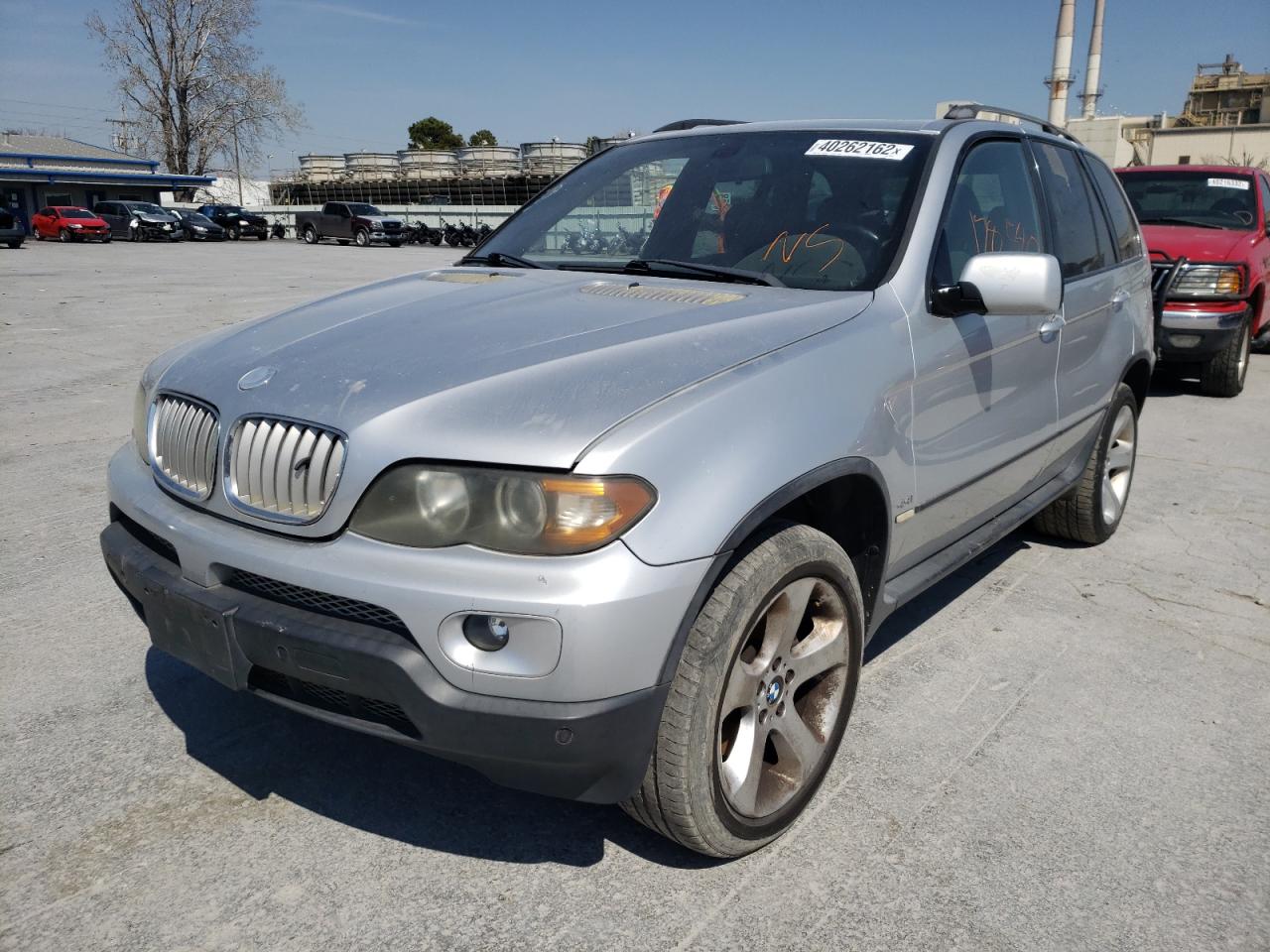 Photo 2 from auction – 2004 BMW X5 4.4I with VIN 5UXFB53504LV06410