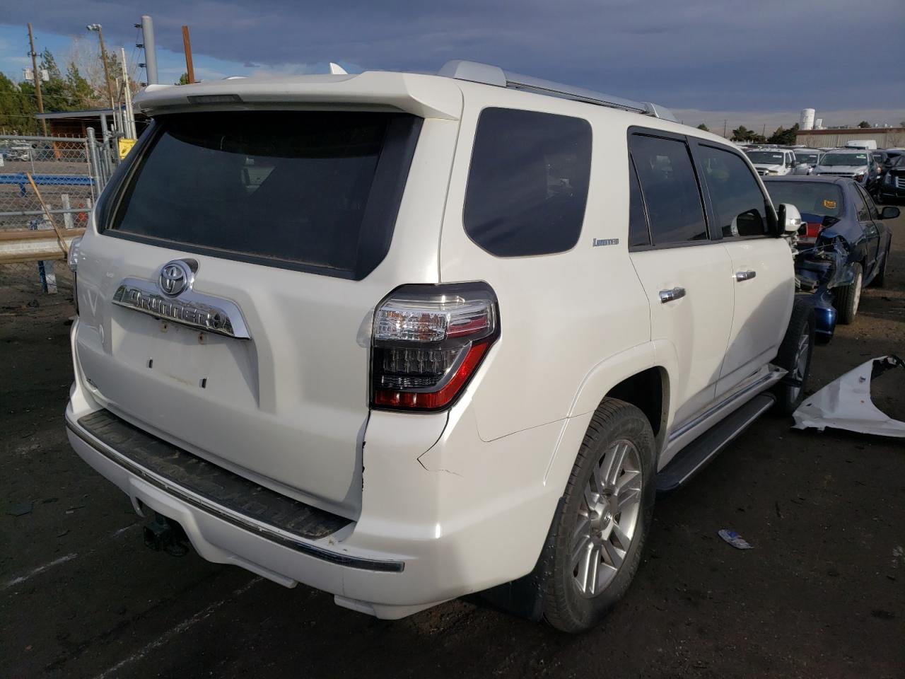 Photo 4 from auction – 2013 TOYOTA 4RUNNER SR with VIN JTEBU5JR4D5139592
