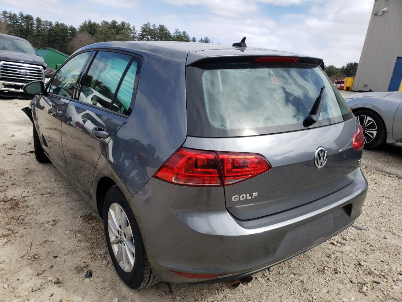 Photo 3 from auction – 2015 VOLKSWAGEN GOLF with VIN 3VW217AU8FM011685
