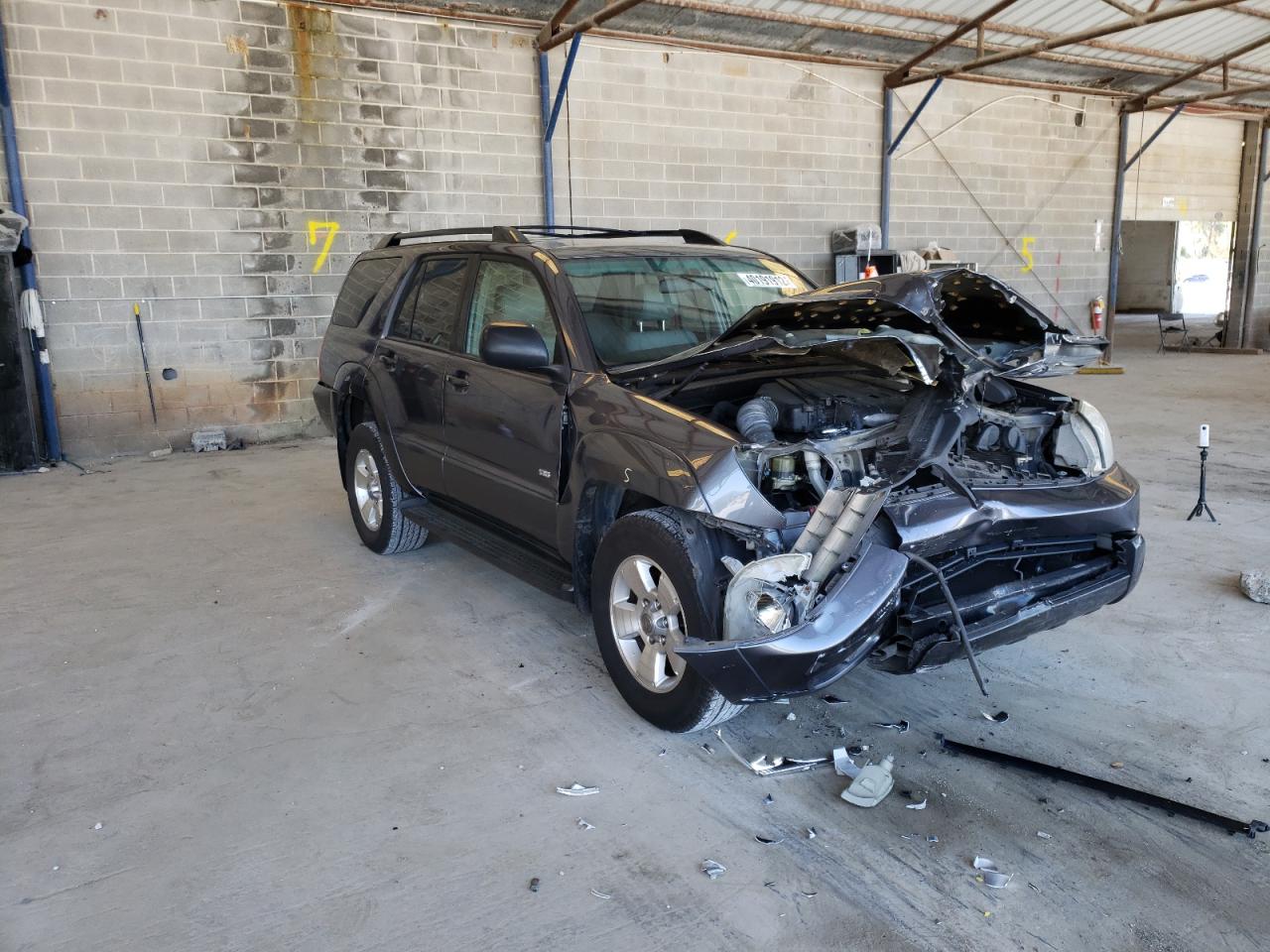 TOYOTA 4RUNNER SR 2005 with VIN JTEZU14R258027635 - Photo from auction