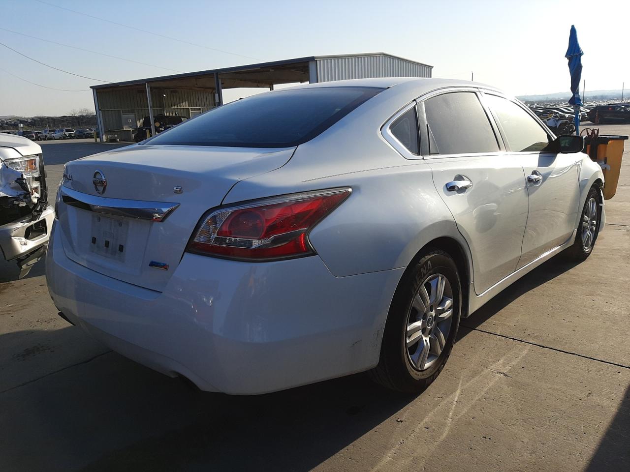 Photo 4 from auction – 2014 NISSAN ALTIMA 2.5 with VIN 1N4AL3AP3EN208642