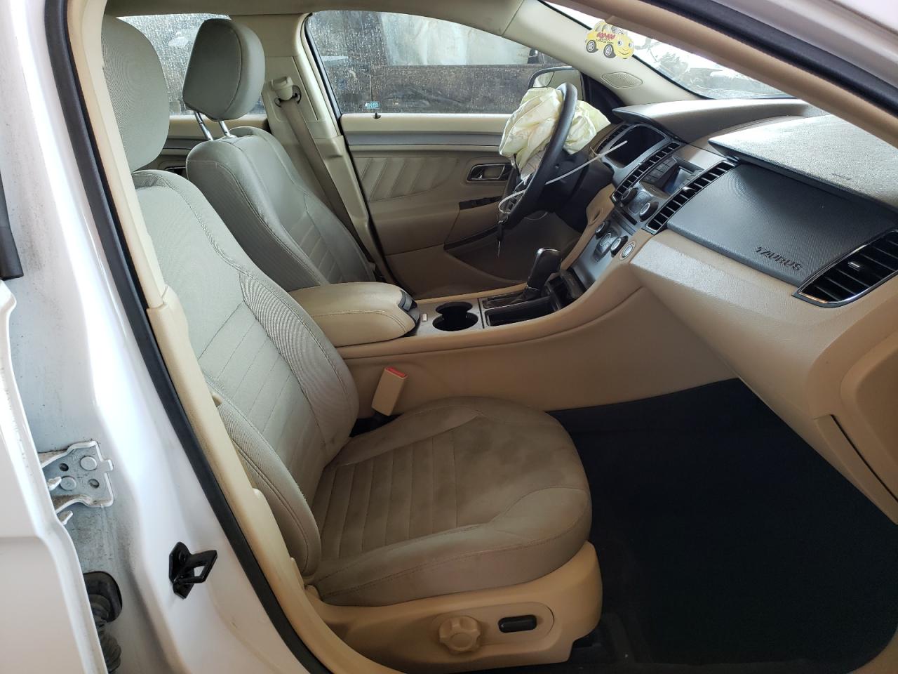 Photo 5 from auction – 2015 FORD TAURUS SE with VIN 1FAHP2D84FG163511