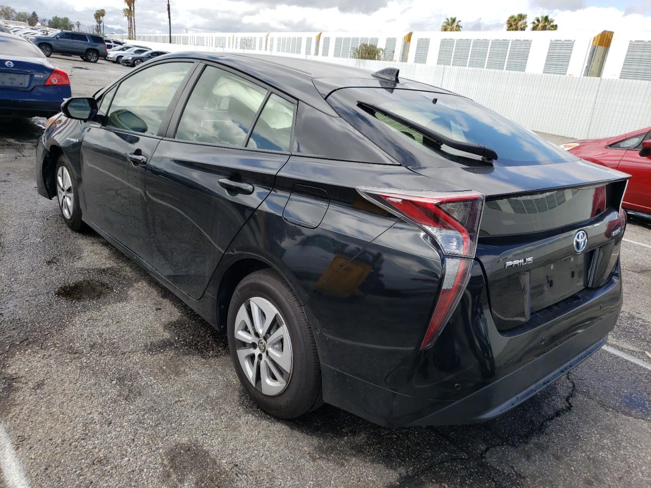 Photo 3 from auction – 2017 TOYOTA PRIUS with VIN JTDKBRFU0H3055110