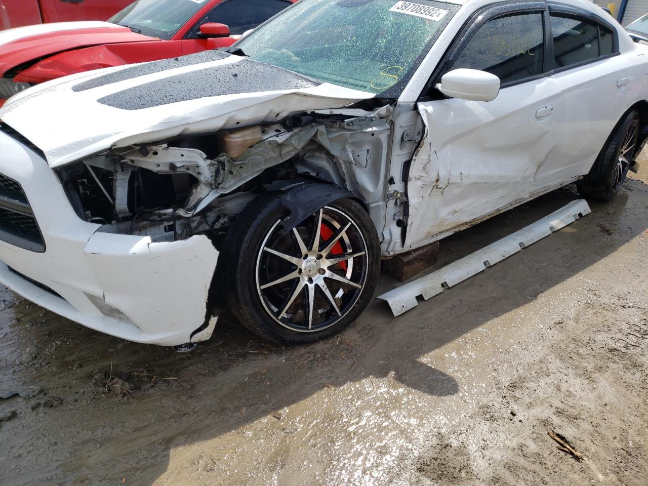 Photo 9 from auction – 2013 DODGE CHARGER R/ with VIN 2C3CDXCT0DH677166