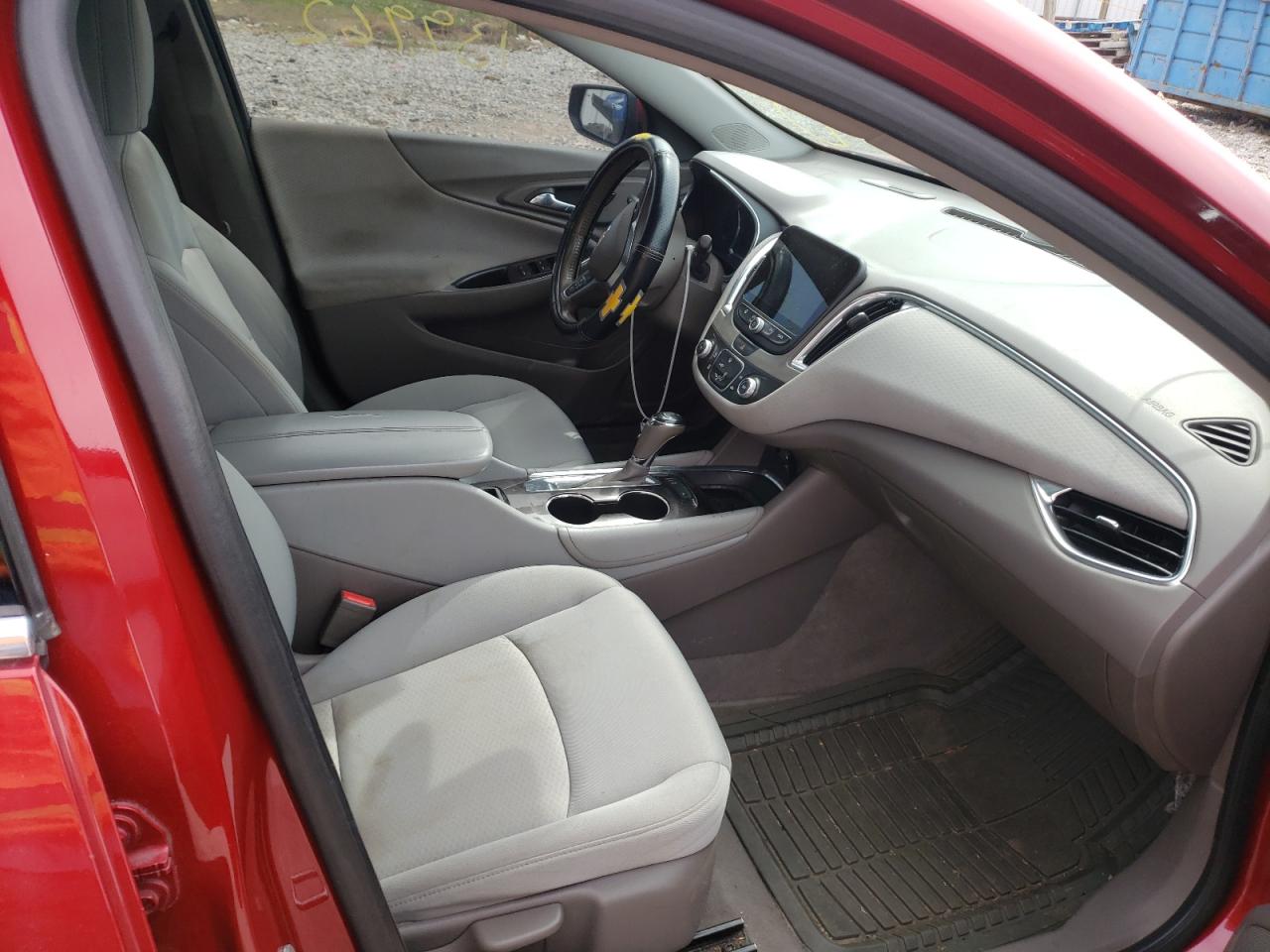 Photo 5 from auction – 2016 CHEVROLET MALIBU LT with VIN 1G1ZF5SX2GF175041