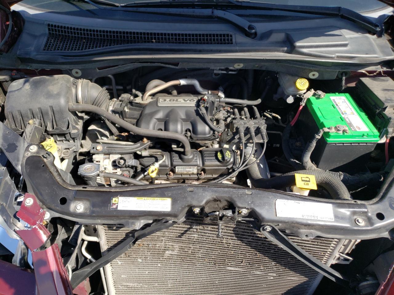 Photo 7 from auction – 2008 CHRYSLER TOWN & COU with VIN 2A8HR54P48R657648