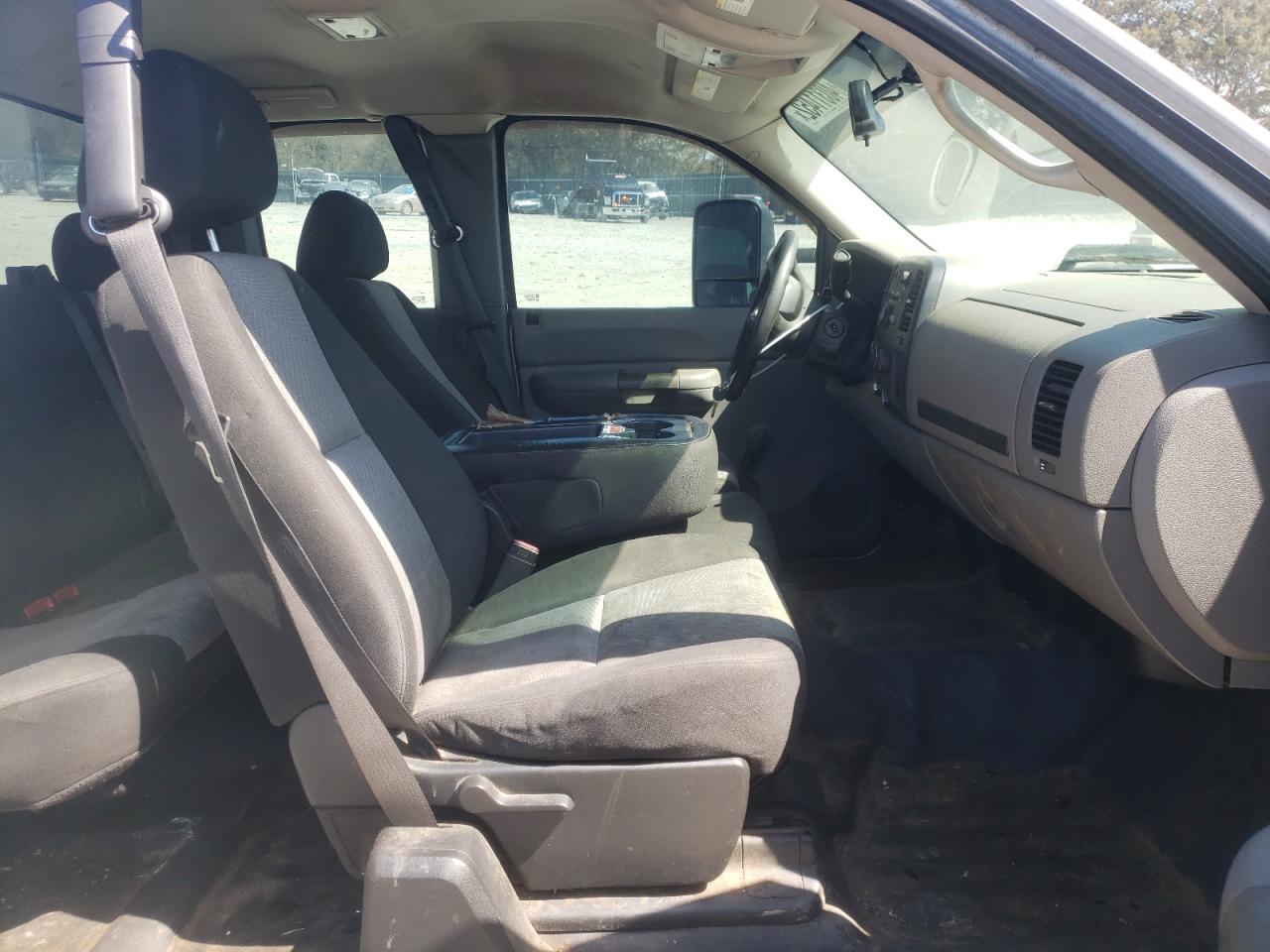 Photo 5 from auction – 2007 CHEVROLET SILVERADO with VIN 2GCEC19C771659692
