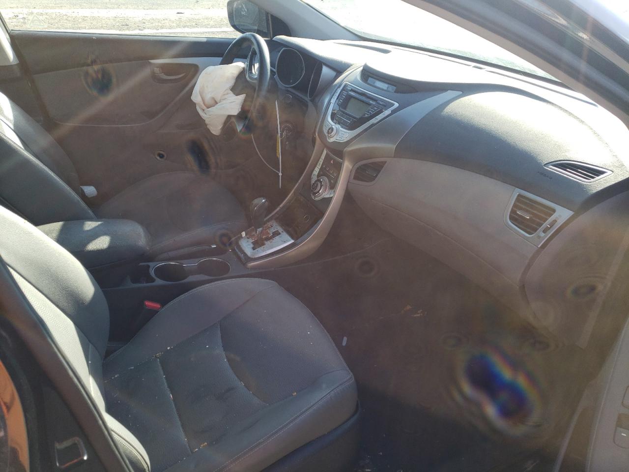 Photo 5 from auction – 2012 HYUNDAI ELANTRA GL with VIN KMHDH4AE2CU334356