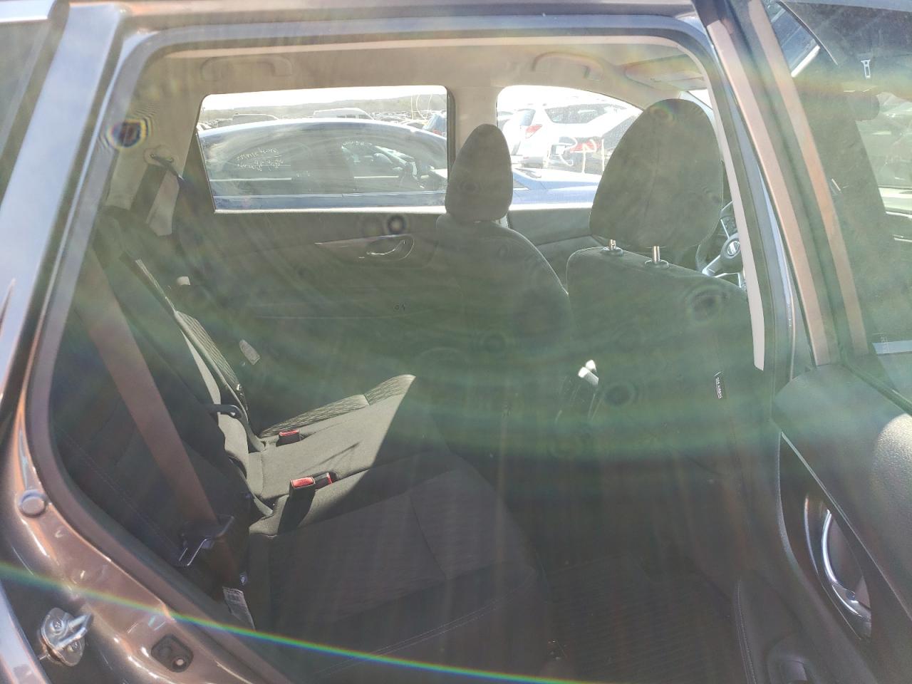 Photo 6 from auction – 2020 NISSAN ROGUE S with VIN 5N1AT2MT3LC814962