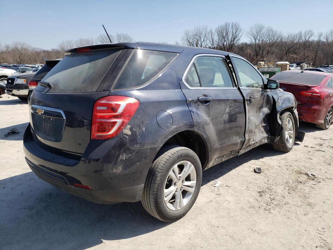 Photo 4 from auction – 2017 CHEVROLET EQUINOX LS with VIN 2GNALBEK4H1561407