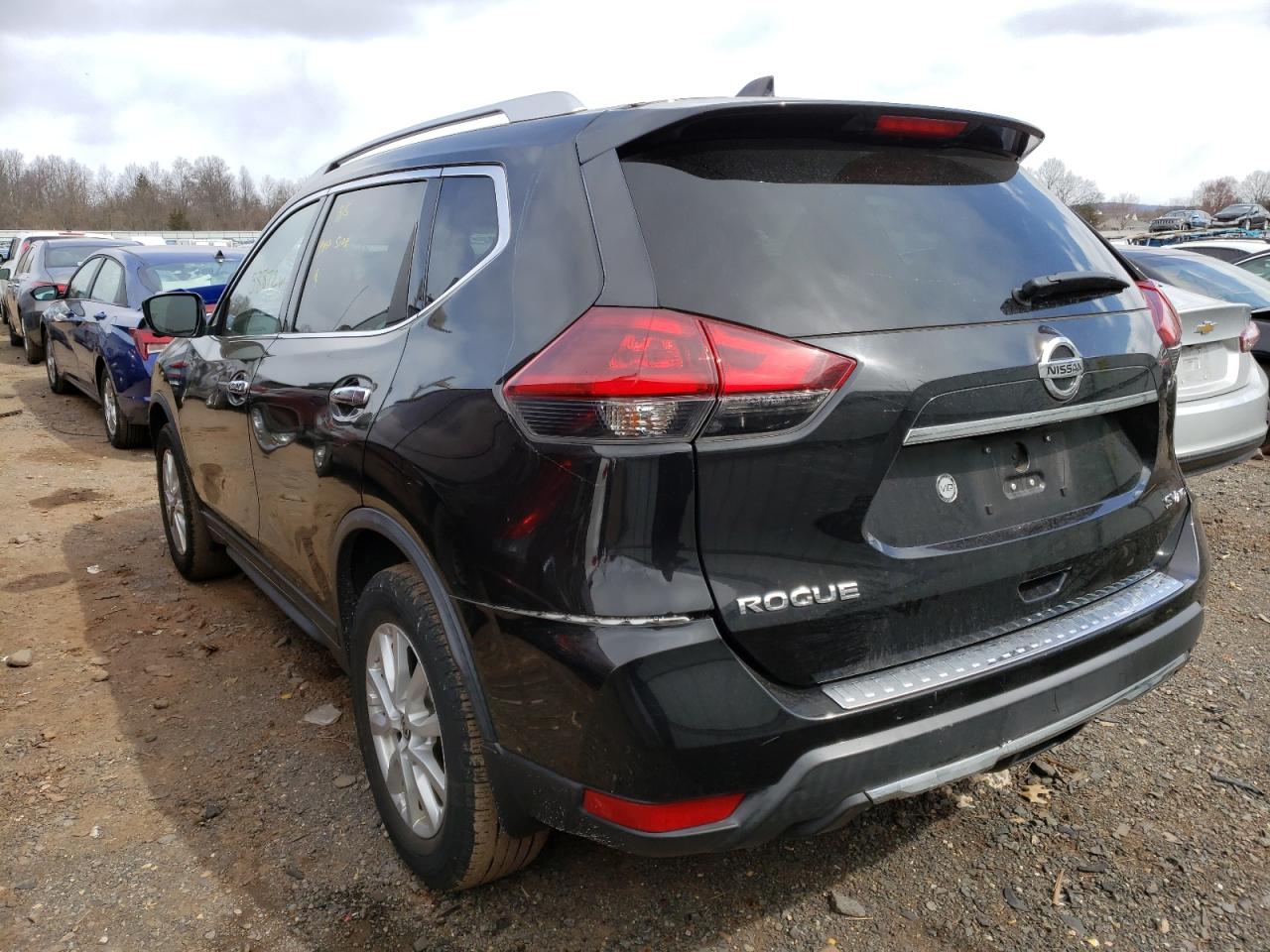 Photo 3 from auction – 2018 NISSAN ROGUE S with VIN KNMAT2MV9JP535009