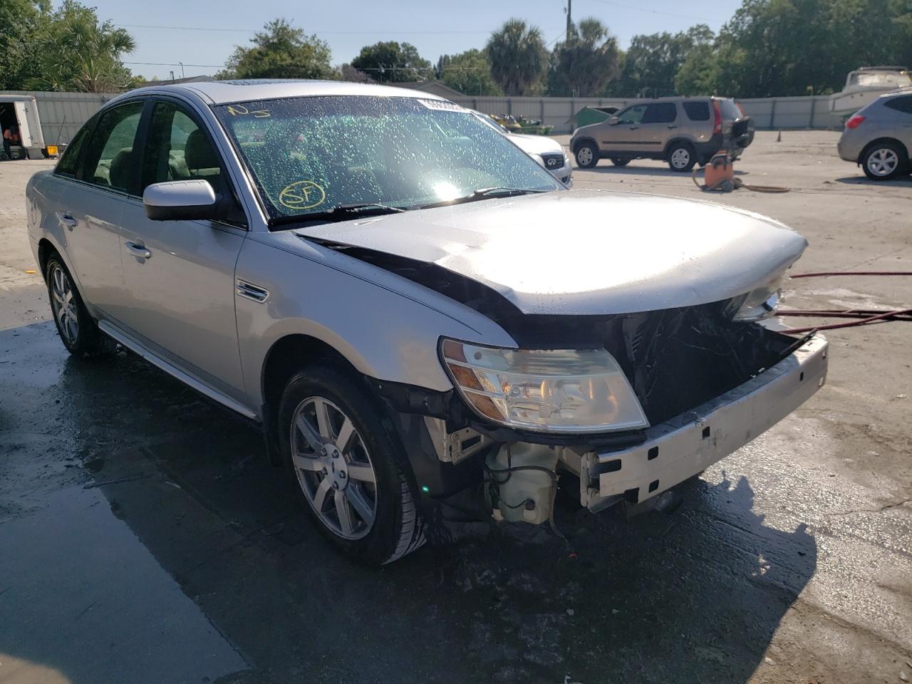 FORD TAURUS SEL 2009 with VIN 1FAHP24WX9G121654 - Photo from auction