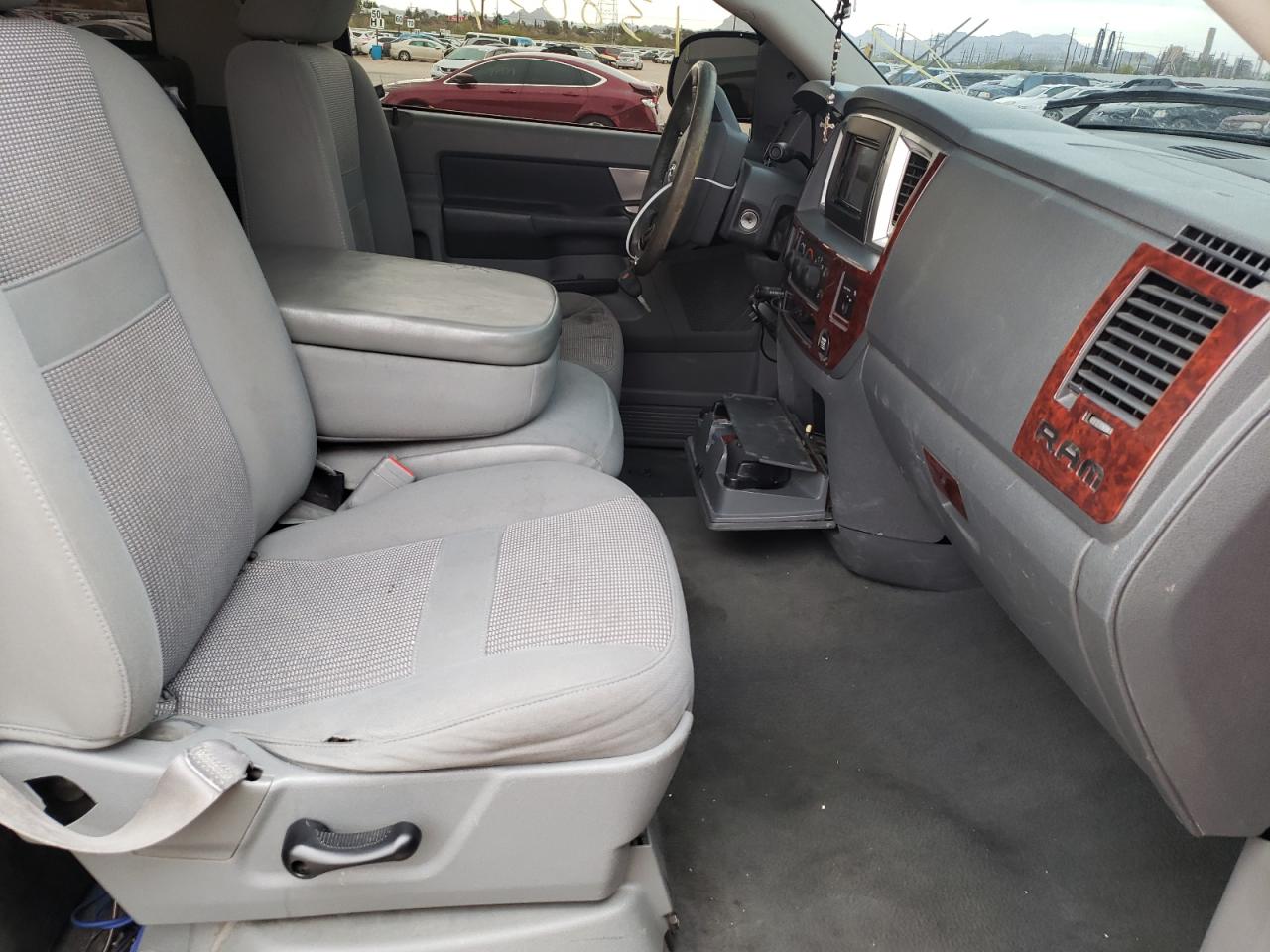 Photo 5 from auction – 2007 DODGE RAM 1500 S with VIN 1D7HA16P07J611781