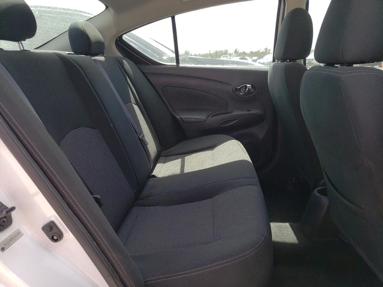 Photo 6 from auction – 2019 NISSAN VERSA S with VIN 3N1CN7AP9KL862158