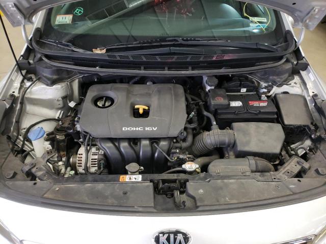 Photo 7 from auction – 2017 KIA FORTE LX with VIN 3KPFK4A77HE142856