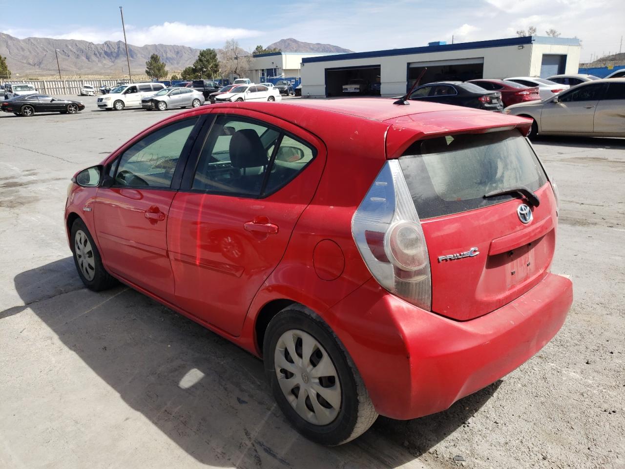 Photo 3 from auction – 2012 TOYOTA PRIUS C with VIN JTDKDTB31C1016745