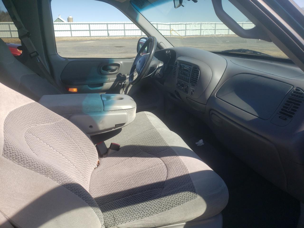 Photo 5 from auction – 1999 FORD F150 with VIN 2FTZX1727XCA39249