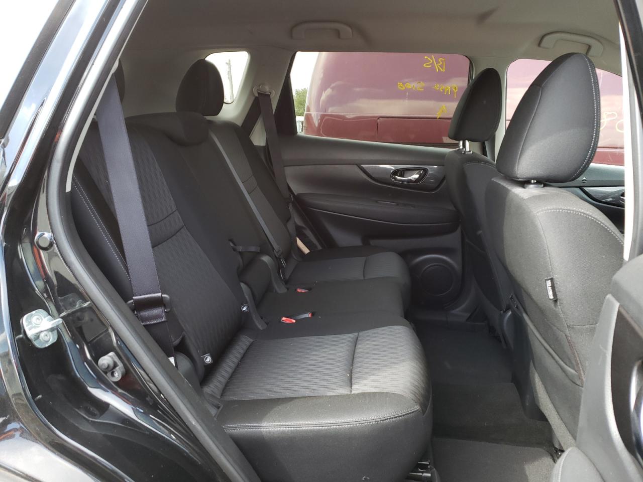 Photo 6 from auction – 2018 NISSAN ROGUE S with VIN KNMAT2MV9JP535009
