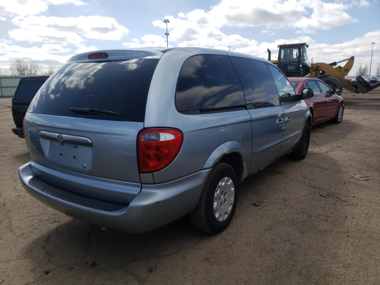 Photo 4 from auction – 2003 CHRYSLER TOWN & COU with VIN 2C4GP24363R272735