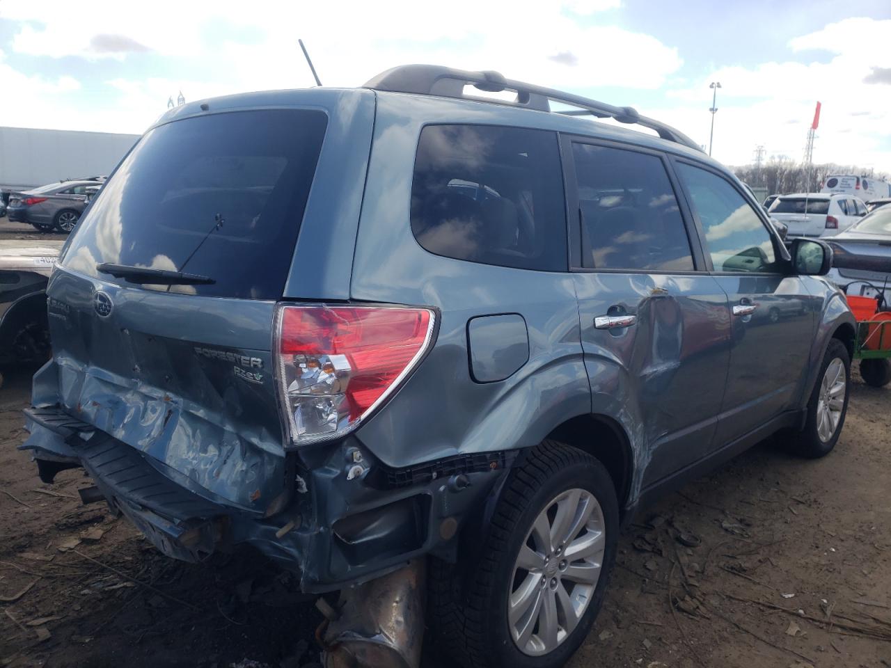 Photo 4 from auction – 2011 SUBARU FORESTER 2 with VIN JF2SHADC4BH740412