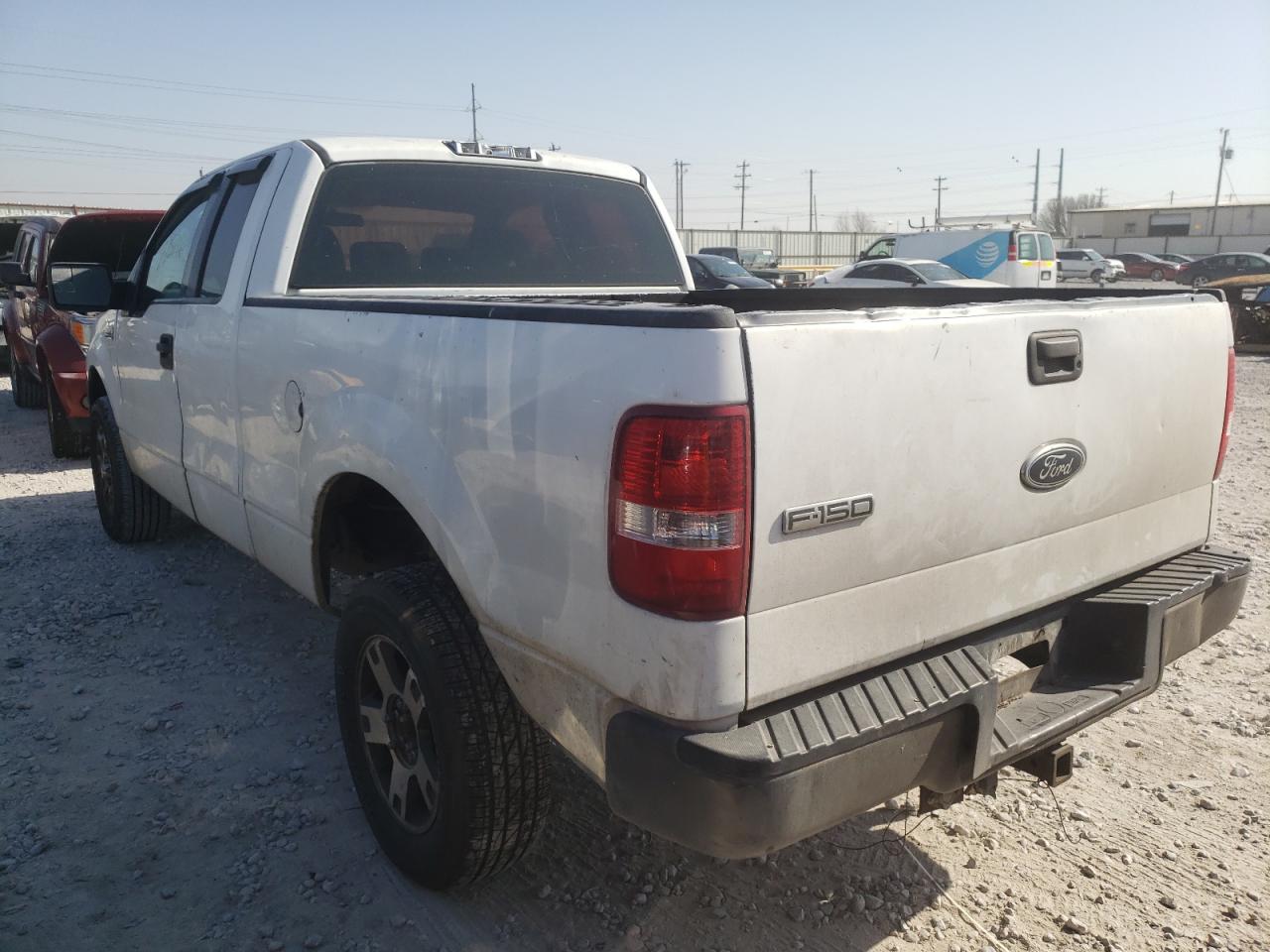 Photo 3 from auction – 2005 FORD F150 with VIN 1FTPX14555FB22556