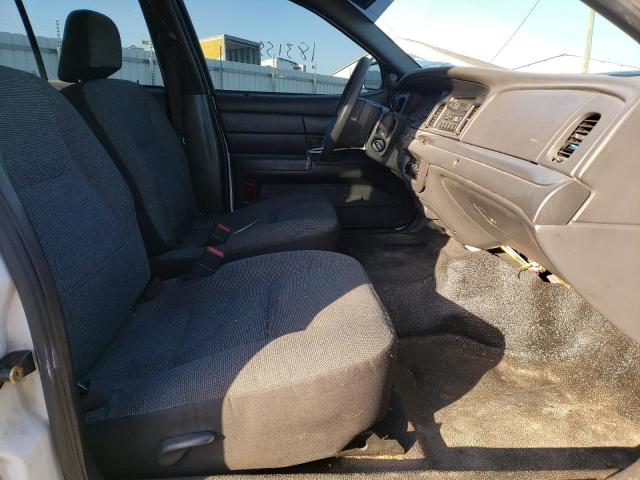 Photo 5 from auction – 2005 FORD CROWN VICT with VIN 2FAHP71W05X132393
