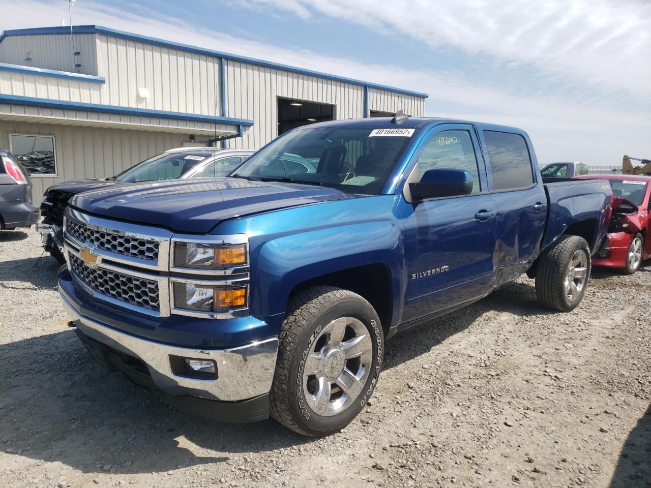 Photo 2 from auction – 2015 CHEVROLET SILVERADO with VIN 3GCUKREC6FG384146